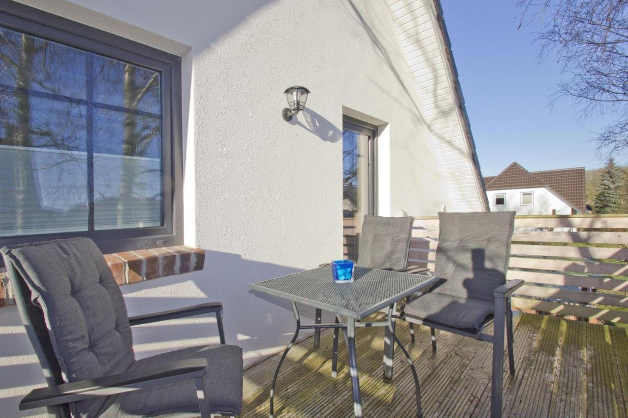 Ferienwohnung Liesi Fewo Og - Balkon, Ruhige Lage Putbus Exterior photo